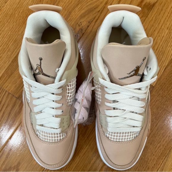 Women’s Jordan 4 - Picture 3 of 5